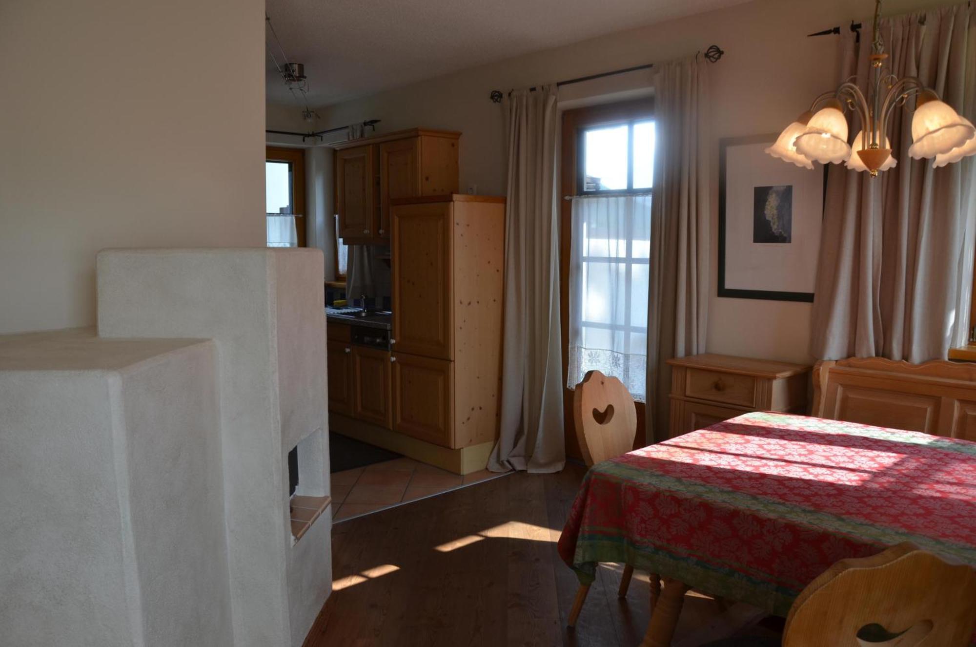 Haus Enzian Apartment Seefeld in Tirol Exterior photo